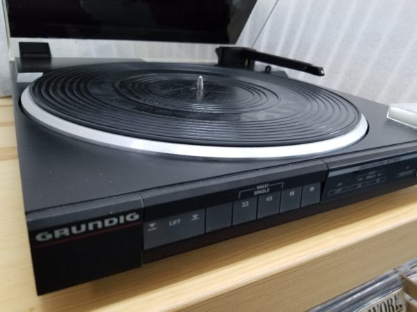 Grundig PS 35 Automatic Tangential Plattenspieler